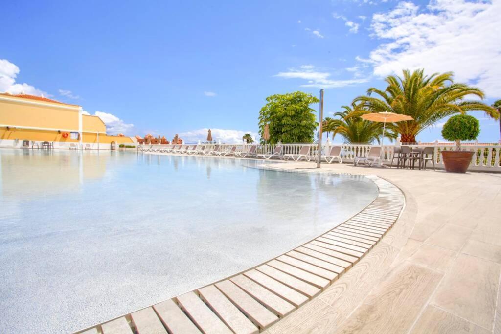 El Veril 84 Bahia Del Duque アデヘ エクステリア 写真